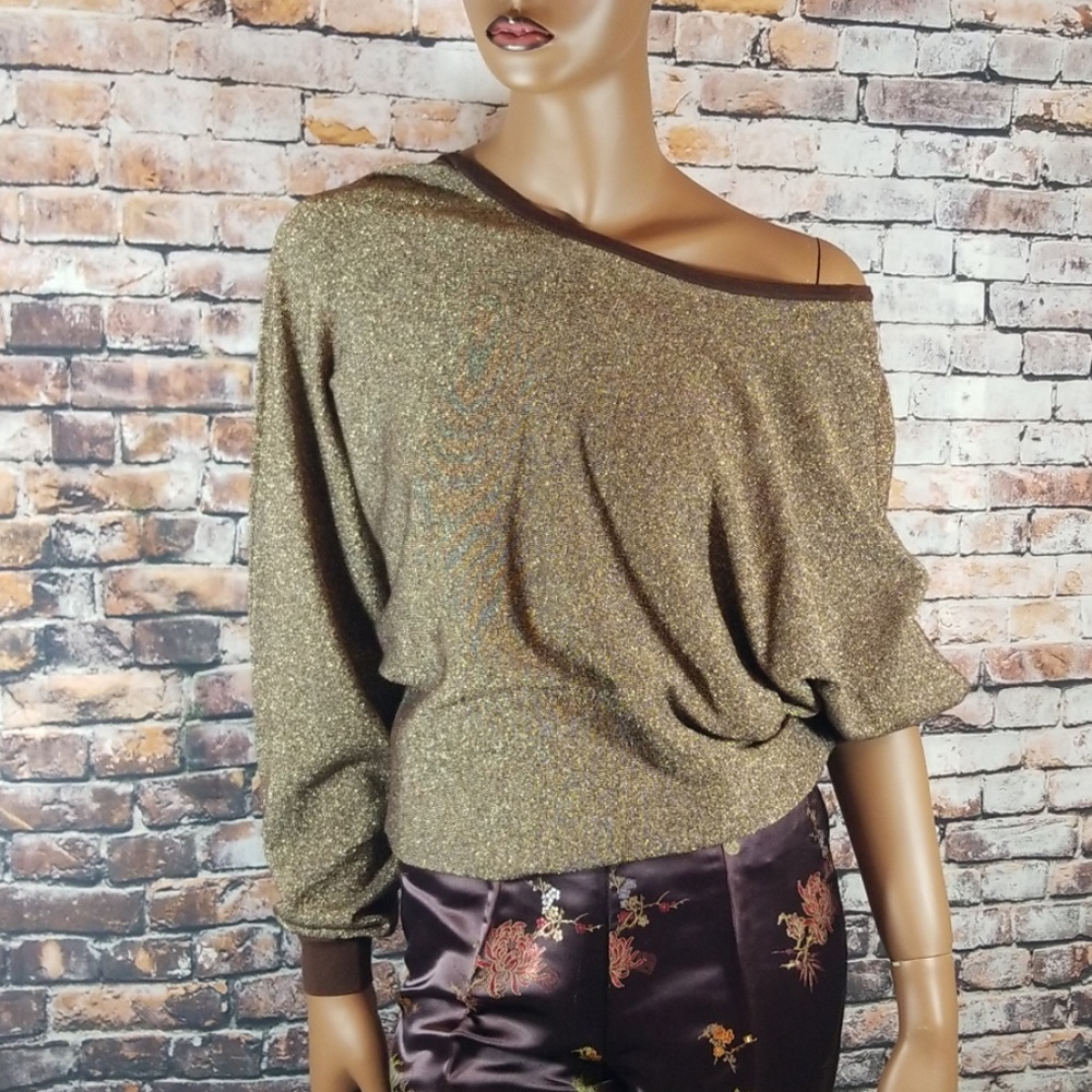 💋Cache Luxe Backless Top Medium💋 - Picture 4 of 4